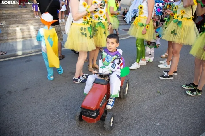 Desfile de disfraces Tardelcuende 2023