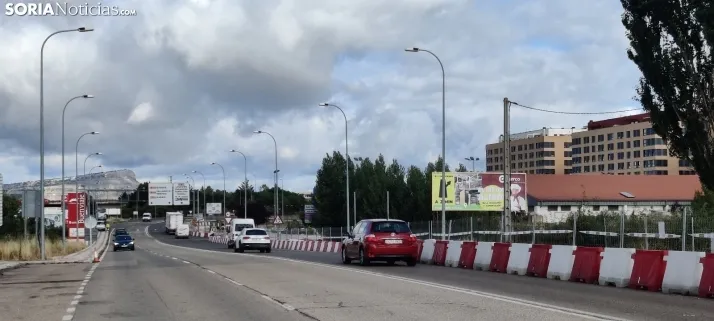 En im&aacute;genes, las obras de las traves&iacute;as comienzan con la tala de &aacute;rboles