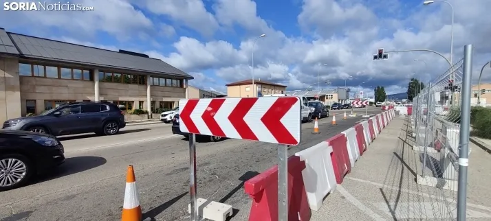 En im&aacute;genes, las obras de las traves&iacute;as comienzan con la tala de &aacute;rboles