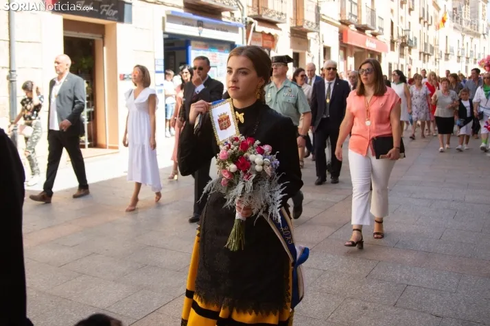 Ofrenda Floral a la Virgen del Espino