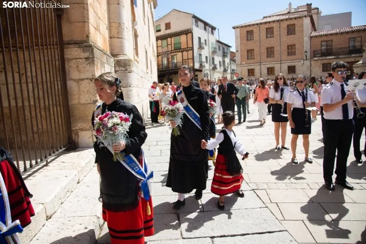 Ofrenda Floral a la Virgen del Espino