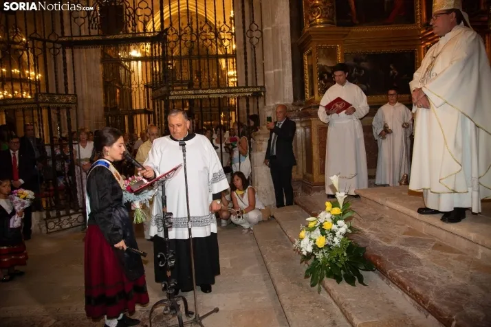 Ofrenda Floral a la Virgen del Espino