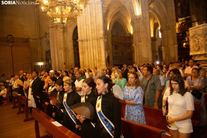 Ofrenda Floral a la Virgen del Espino