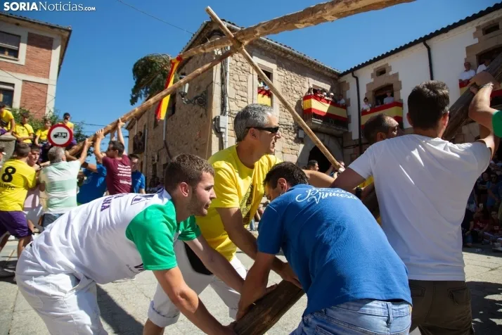 Vinuesa inicia sus fiestas con la Pingada del Mayo