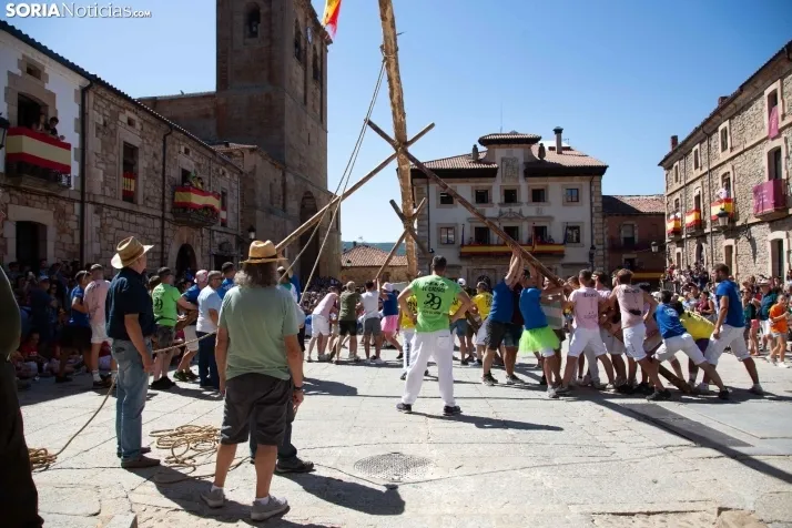Vinuesa inicia sus fiestas con la Pingada del Mayo