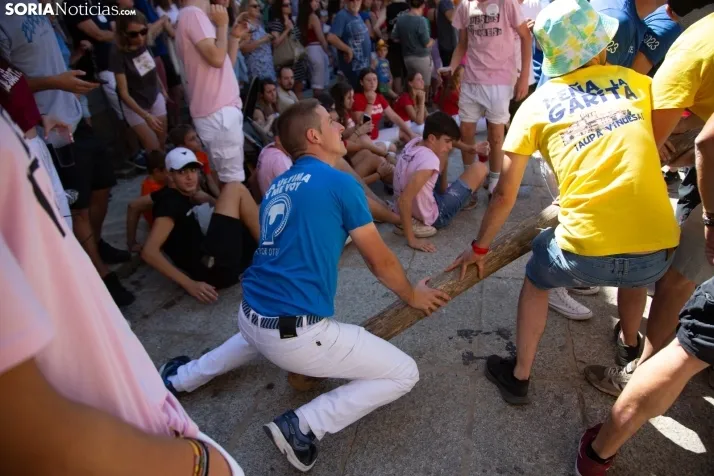 Vinuesa inicia sus fiestas con la Pingada del Mayo