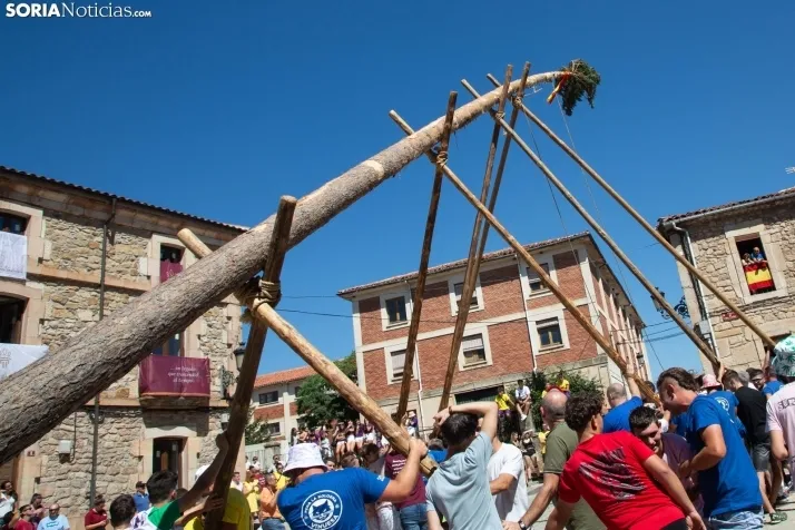 Vinuesa inicia sus fiestas con la Pingada del Mayo