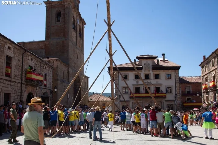 Vinuesa inicia sus fiestas con la Pingada del Mayo