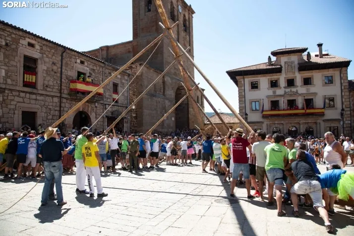 Vinuesa inicia sus fiestas con la Pingada del Mayo