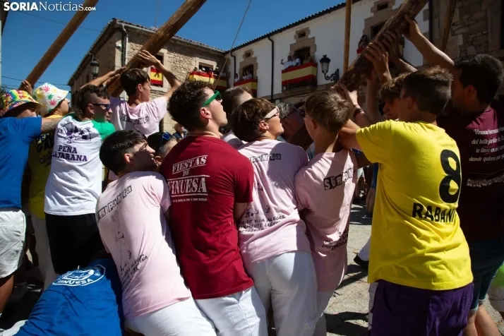 Vinuesa inicia sus fiestas con la Pingada del Mayo