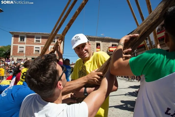 Vinuesa inicia sus fiestas con la Pingada del Mayo