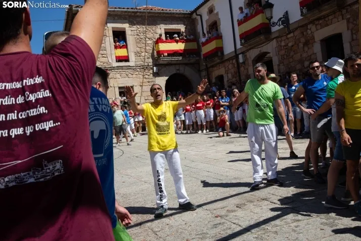 Vinuesa inicia sus fiestas con la Pingada del Mayo