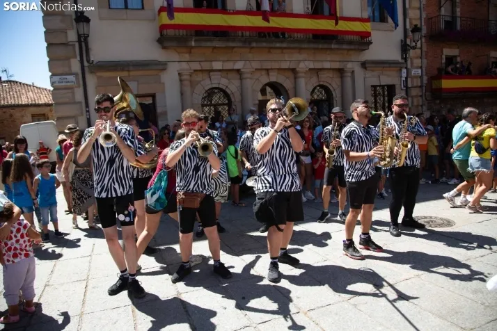 Vinuesa inicia sus fiestas con la Pingada del Mayo