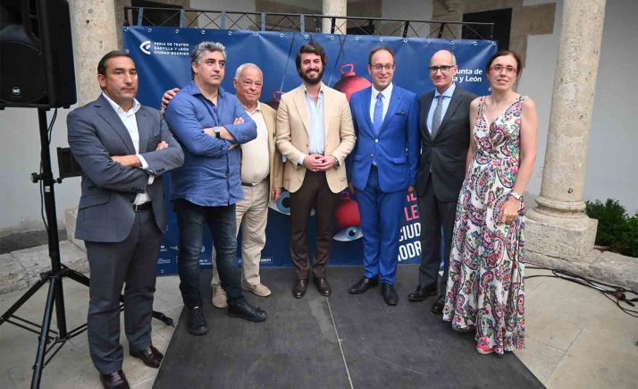 Abre la Feria de Teatro de Castilla y León reivindicando la cultura española y la libertad creativa frente a la homogeneización