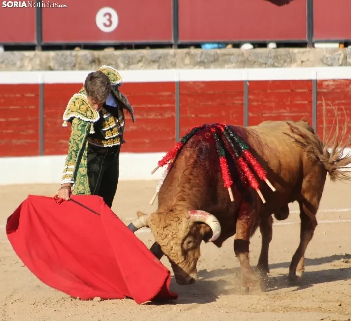 Corrida del 16 de agosto en El Burgo.