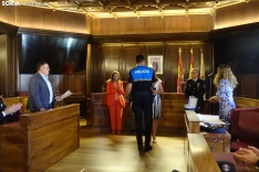 Foto 15 - Fotos: Entrega de medallas y condecoraciones a los polic&iacute;as locales de Soria