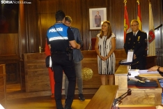Foto 21 - Fotos: Entrega de medallas y condecoraciones a los polic&iacute;as locales de Soria