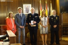 Foto 27 - Fotos: Entrega de medallas y condecoraciones a los polic&iacute;as locales de Soria