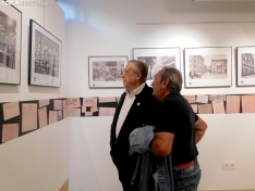Inauguración de la exposición 'El Collado, un paseo comercial a pie de calle'. /SN