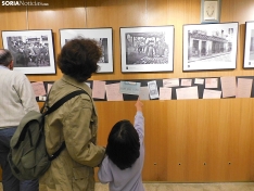 Inauguración de la exposición 'El Collado, un paseo comercial a pie de calle'. /SN