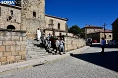 Procesión de San Miguel en Duruelo de la Sierra. 