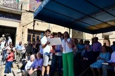 Foto 3 - Duruelo de la Sierra homenajea a los beb&eacute;s nacidos en 2022 durante sus fiestas de San Miguel