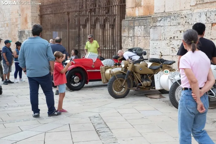 Concentración de Motos Antiguas en El Burgo