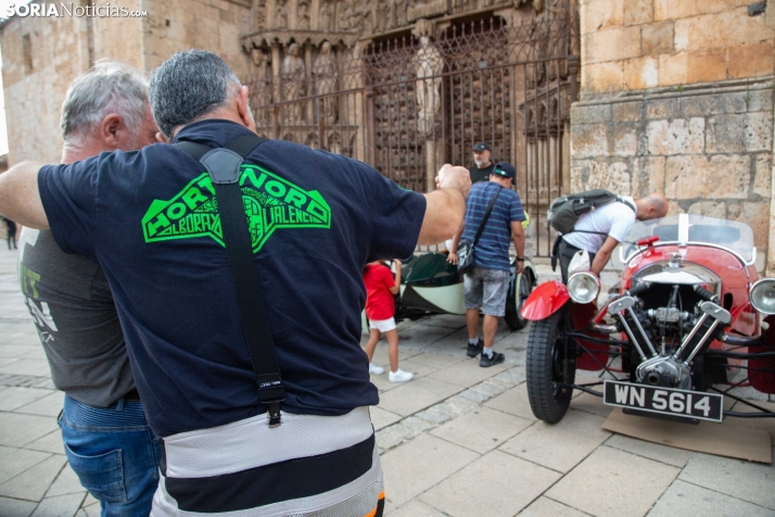 Concentración de Motos Antiguas en El Burgo