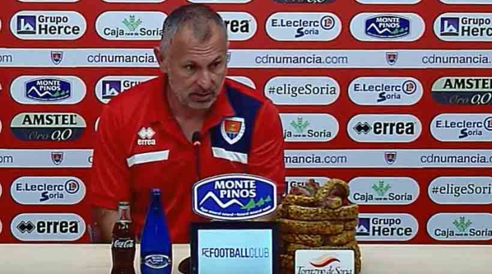 Javi Moreno: Necesitamos ganar para tomar oxígeno