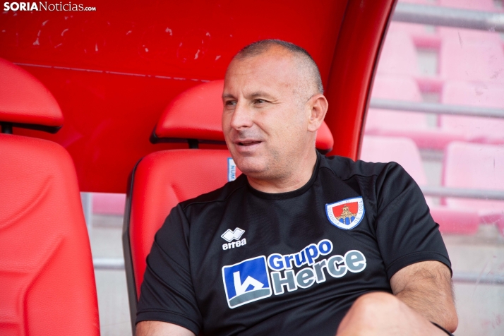 Moreno no quiere excusas en un campo de la Segoviana en malas condiciones