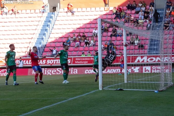 Numancia va Atlético Paso
