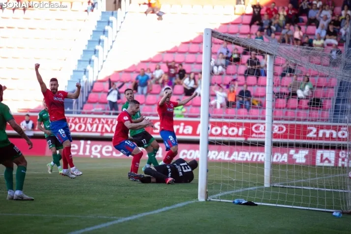 Numancia va Atlético Paso