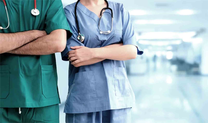 Las enfermeras y fisioterapeutas del sector público piden recuperar la integridad de sus pagas extra