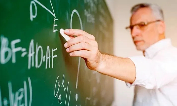 Todos los detalles de los más de 120 cursos de formación online para docentes de la Junta de Castilla y León