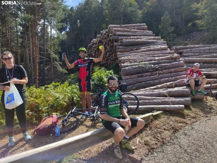 La Vuelta Ciclista en la Laguna Negra