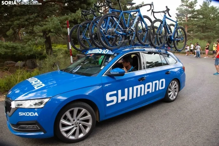 La Vuelta Ciclista en la Laguna Negra