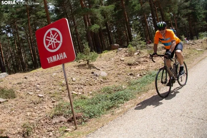 La Vuelta Ciclista en la Laguna Negra