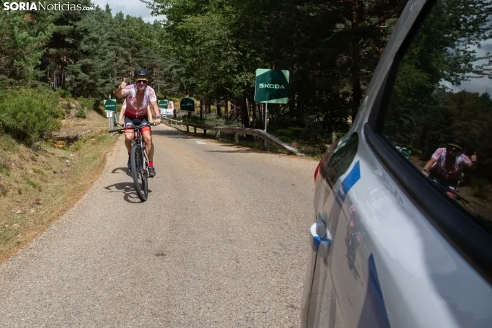 La Vuelta Ciclista en la Laguna Negra