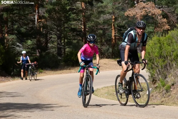 La Vuelta Ciclista en la Laguna Negra