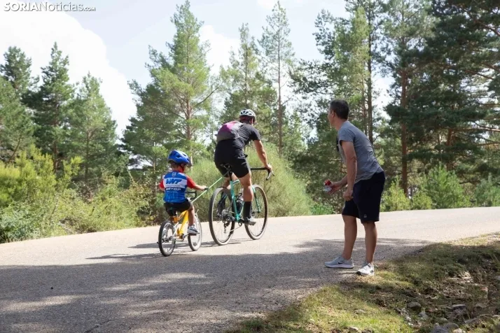 La Vuelta Ciclista en la Laguna Negra