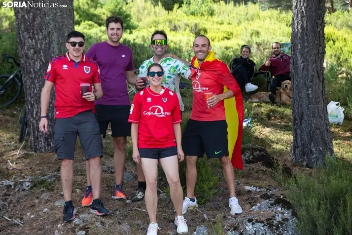 La Vuelta Ciclista en la Laguna Negra