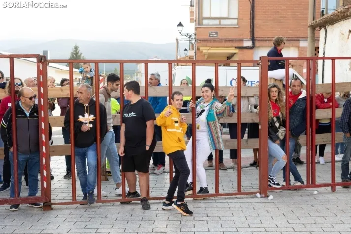 En im&aacute;genes: Emocionante encierro por las calles de &Oacute;lvega