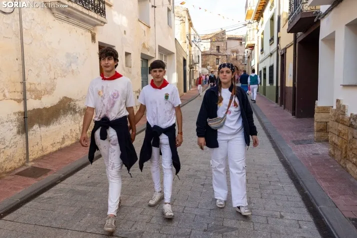 En im&aacute;genes: Emocionante encierro por las calles de &Oacute;lvega