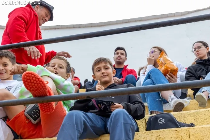 Galer&iacute;a: El Gran Prix pone el broche de oro a las fiestas de Arcos de Jal&oacute;n