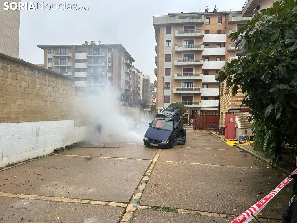 Foto 7 - As&iacute; act&uacute;an los servicios de Emergencia para atender un accidente en Soria