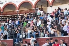 Foto 4 - Se suspenden las vaquillas de San Saturio ante la ausencia de los certificados de nacimiento de los animales