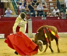 Una imagen de la novillada en Zaragoza ayer. 