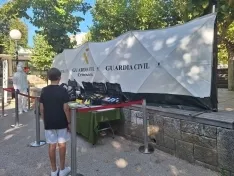 Foto 15 - Un perro de b&uacute;squeda de droga o un traje de protecci&oacute;n TEDAX, protagonistas en La Dehesa
