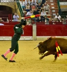 Una imagen de la novillada en Zaragoza ayer. 