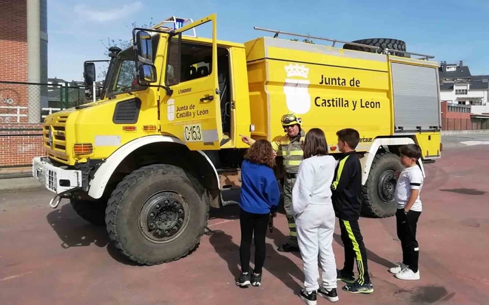 Castilla y León inicia el programa escolar ‘Depende de todos, depende de ti’ para la prevención de incendios forestales